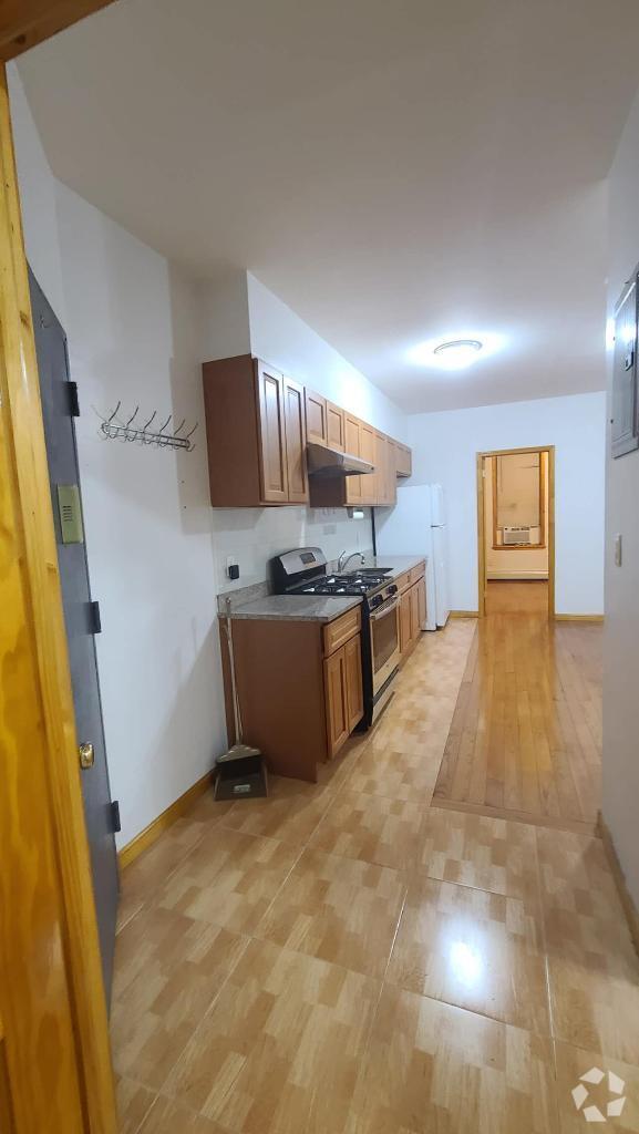 Building Photo - 1731 76th St Unit 2F Rental