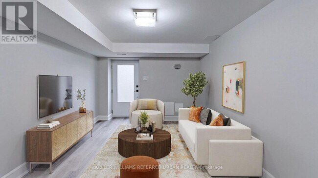 Photo - 783 Dufferin St