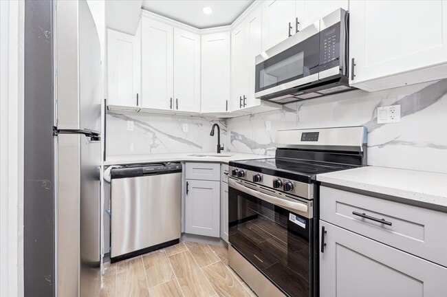 Photo - 218-36 133rd Rd