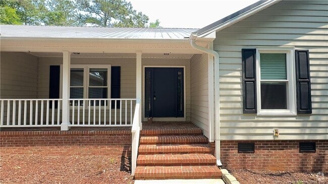 Building Photo - 4011 Woods Ct Rental