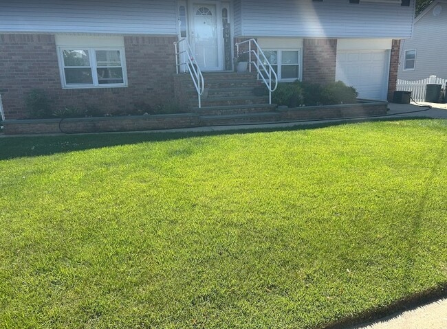 Photo - 108 Granada Pky
