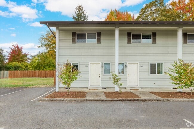 Building Photo - RECENTLY UPDATED  2 BEDROOM & 1 .5 BATH CONDO