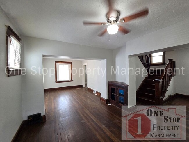 Photo - Spacious 3 bedroom/ 2 bathroom in Kansas City!