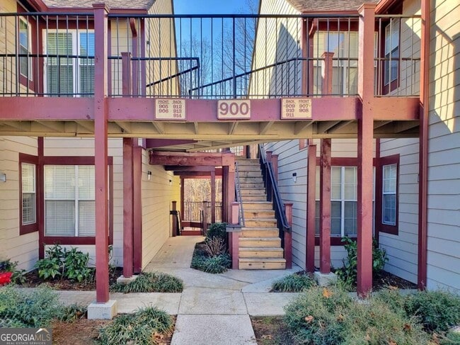 Photo - 913 Wentworth Ct Unit 913