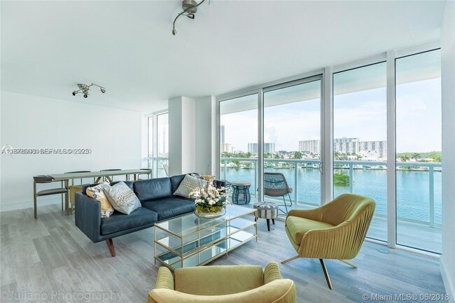Building Photo - 400 Sunny Isles Blvd Unit 501