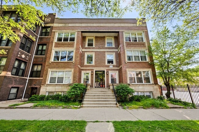 Building Photo - 4143 S Michigan Ave Unit 4143 S. Michigan Ave #1