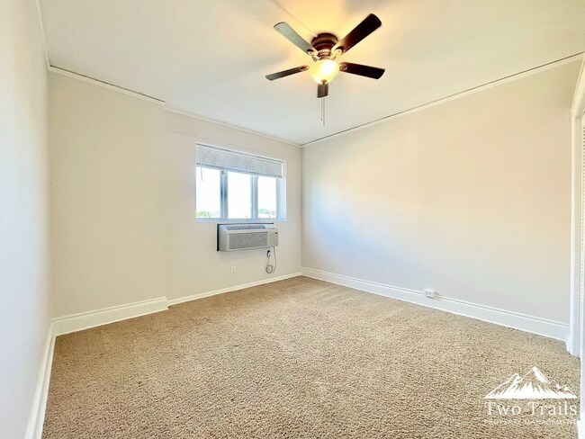 Photo - ADORABLE DOWNTOWN CONDO - WALK EVERYWHERE!