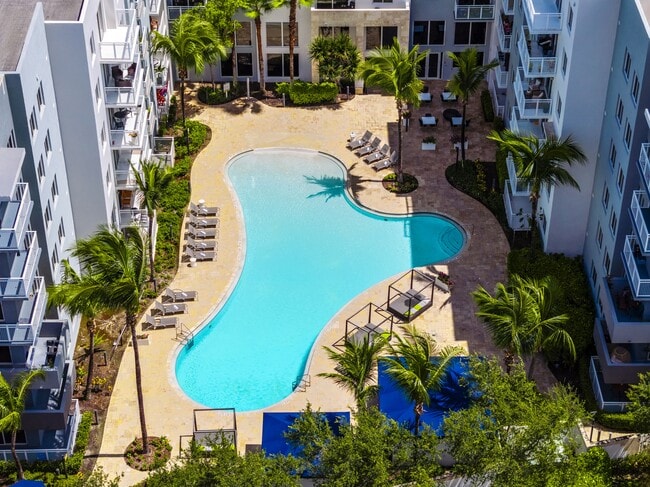 Aerial View Of Expansive Swimming Pool - The Manor at CityPlace