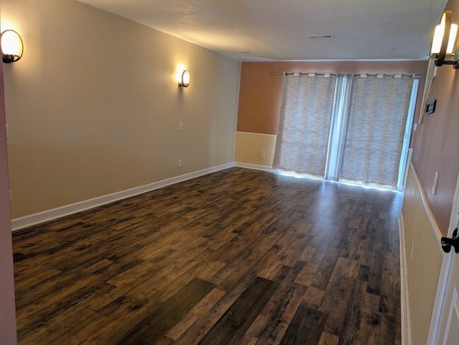 Photo - 1200 Bretta St Unit 31