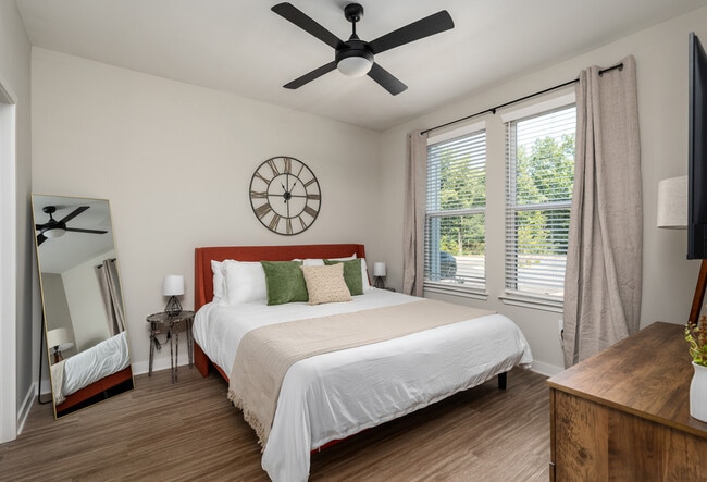 Photo - 110 Addison Rd Unit ID1223268P