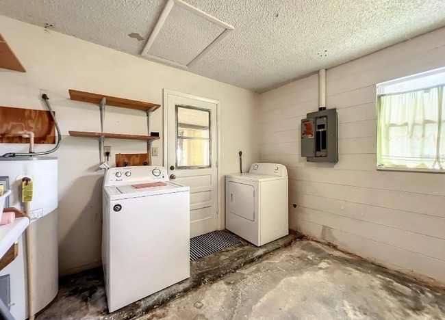Photo - 1238 Waters Edge Dr