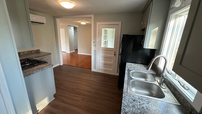 Photo - 43 Harold Ave