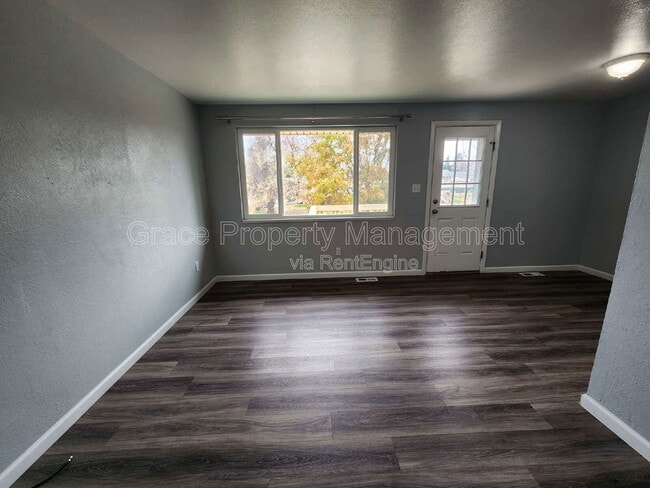 Photo - 774 W Cleveland Cir