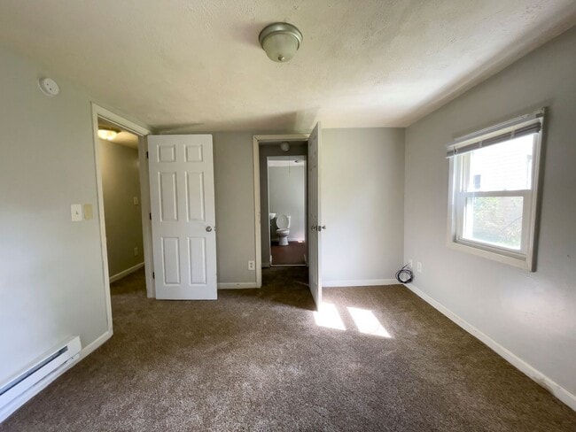 Photo - Spacious Three Bedroom Two Bath Home