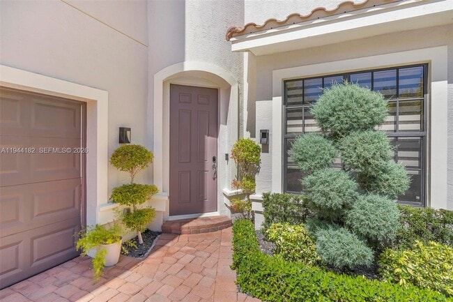 Photo - 10185 Cameilla St