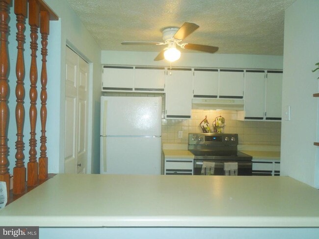 Photo - 8030 Abbey Ct Unit B