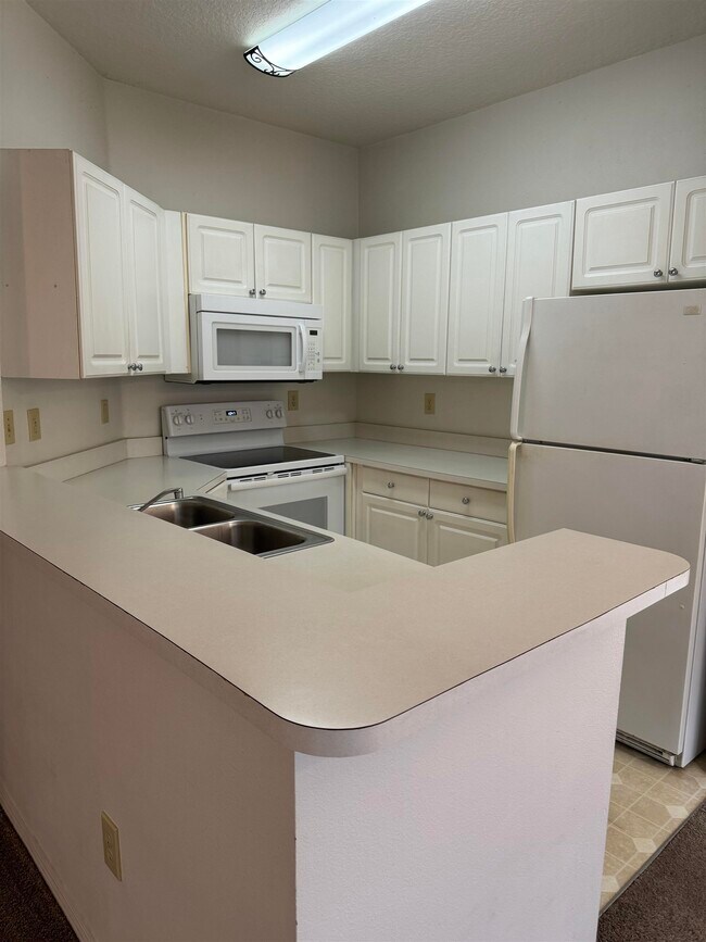 Photo - 24112 Harbour Vista Cir