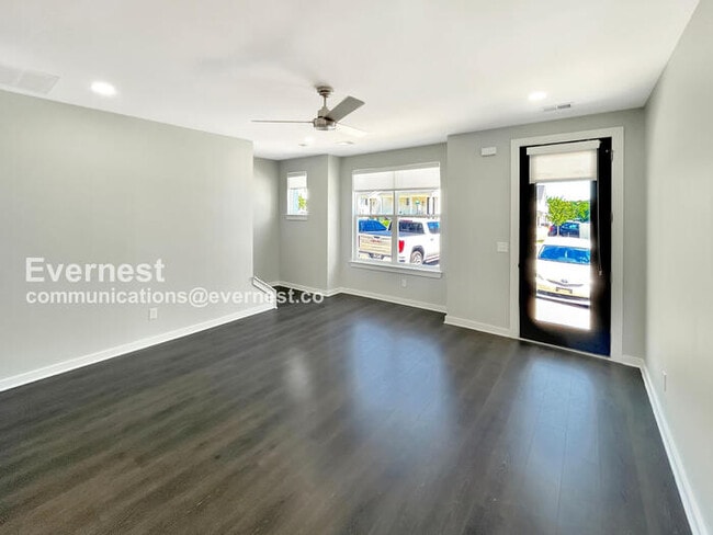 Photo - 601 Mason Ward Pl