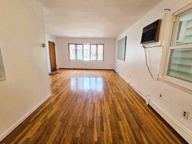 Photo - 777 Montgomery St