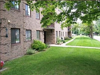 Wellington Court - Wellington Court