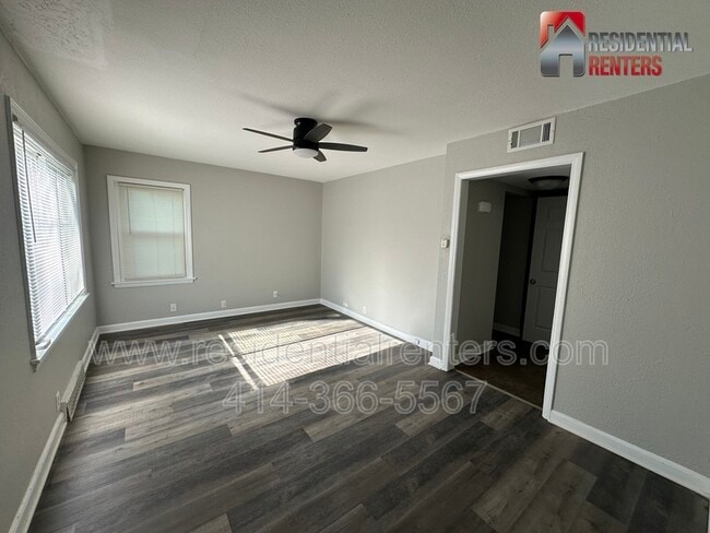 Photo - 4464 N 38th St