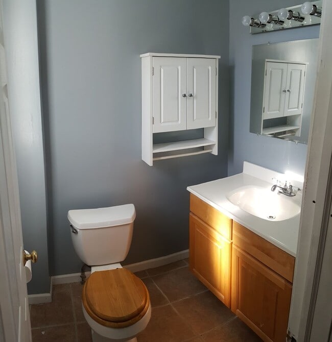 Photo - Spacious home in downtown Royal Oak!