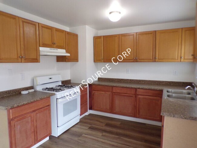 Photo - 1820 Calico Dr