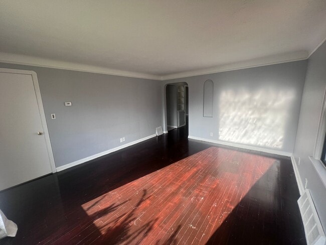 Photo - 3658 W 107th St