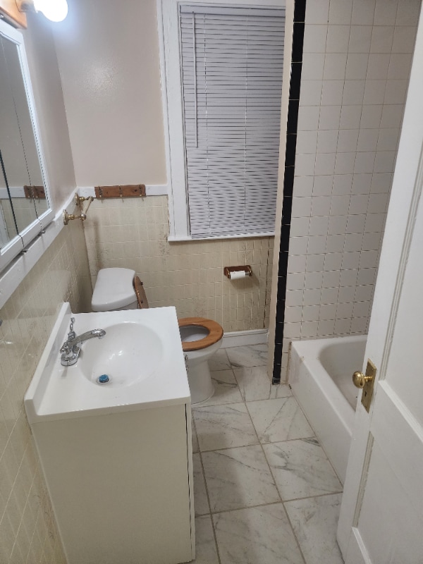 Photo - 9775 Chenlot St Unidad 9775 Chenlot Detroit MI 48204