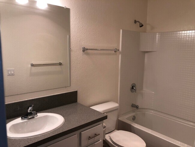 374 Moss St Unit 19