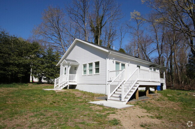 Building Photo - 142 Browns Dock Rd Rental