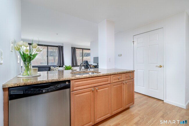 Photo - 300 Broad St Unit 307