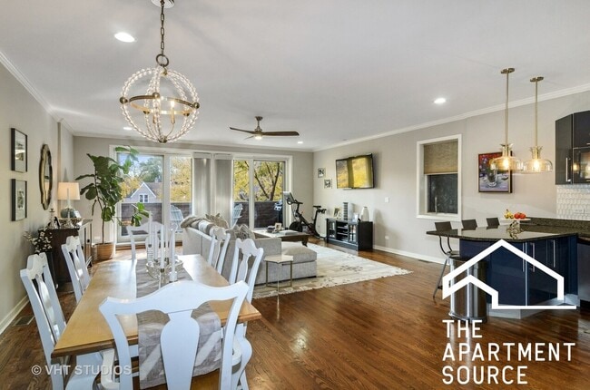 Building Photo - 2216 W Armitage Ave Unit 2A Rental