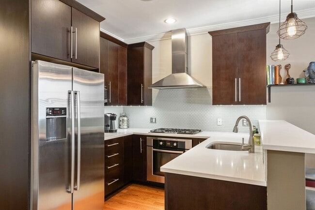 Photo - 15 Howell St Unit 1