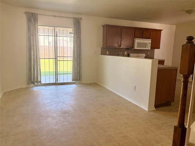 Photo - 7806 Maverick Trace Ln