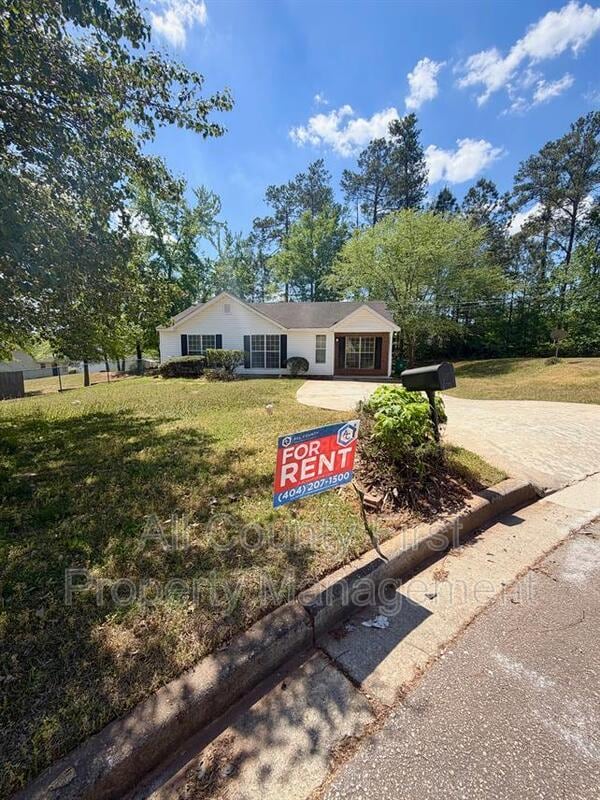 Building Photo - 3335 Crestview Ct