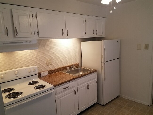Oakview Lyndover Apartments