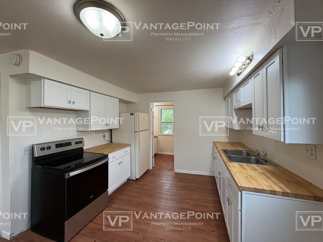 Photo - 707 Graves St