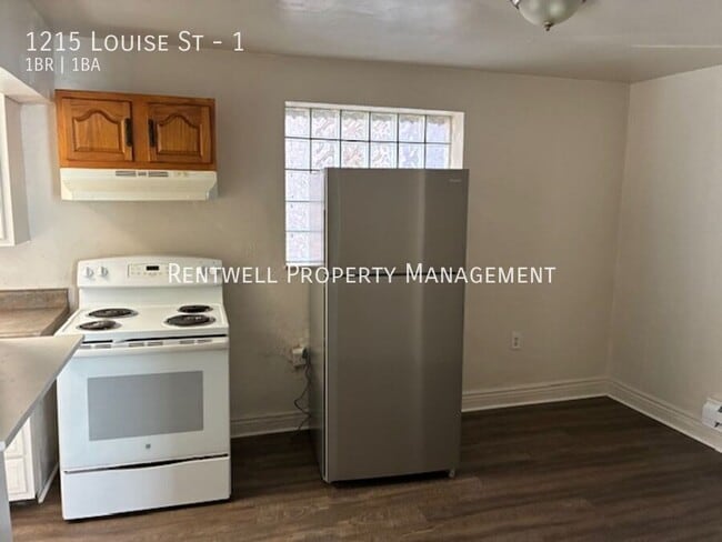 Photo - 1215 Louise St Unit 1