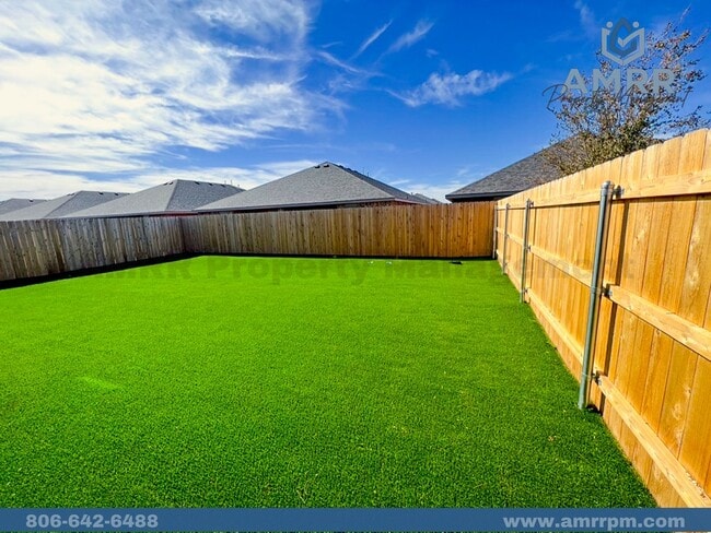 Photo - 3 Bedroom Home Available For Spring Pre-Lease
