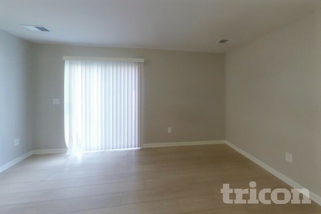 Photo - 1423 Penrith Ct