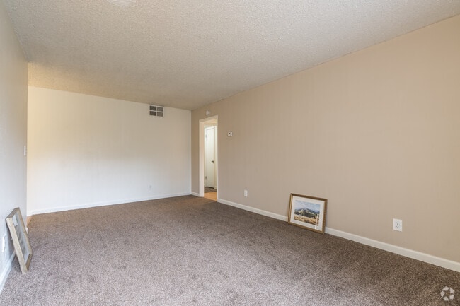 2BR, 1BA - 895SF - Living Room - Barcelona