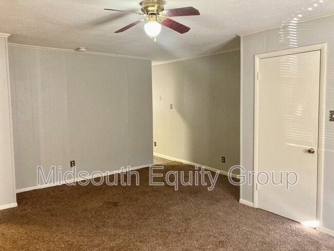 Photo - 117 Parkburg Rd Unit C