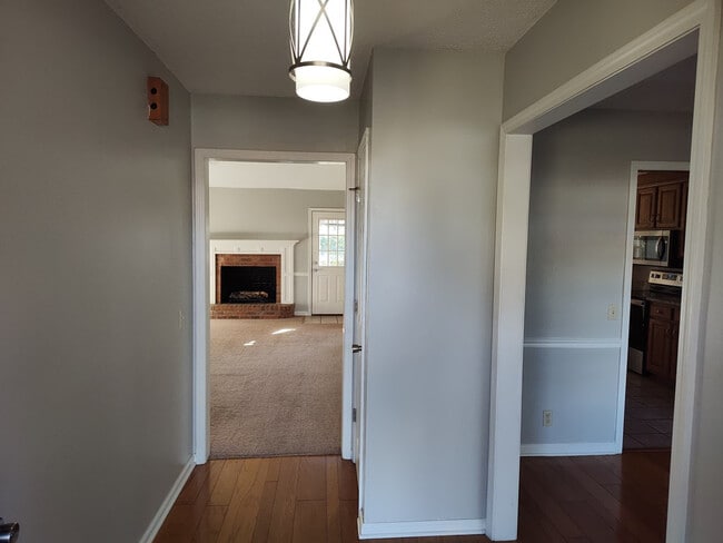 Photo - 1450 Morris Way Dr