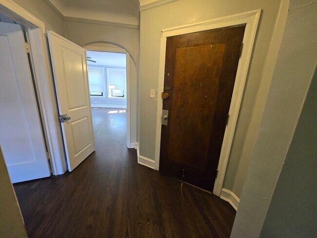 Photo - 8114 S Drexel Ave