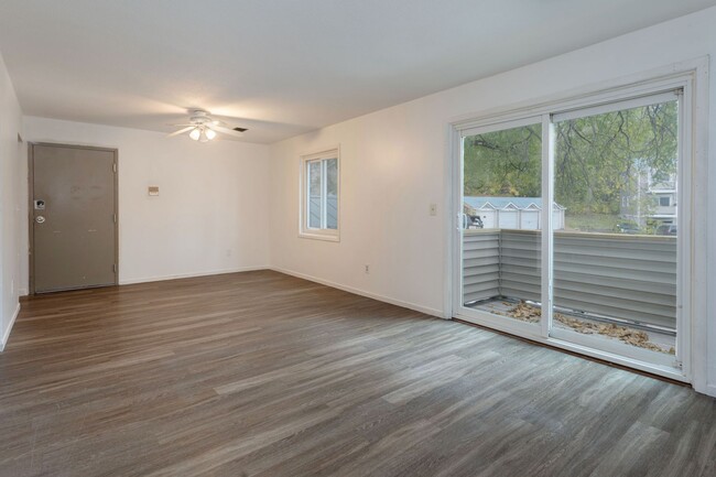 Building Photo - 1432 Case Ave Unit Birmingham Heights Rental