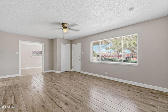 Photo - 5704 Sage Ct