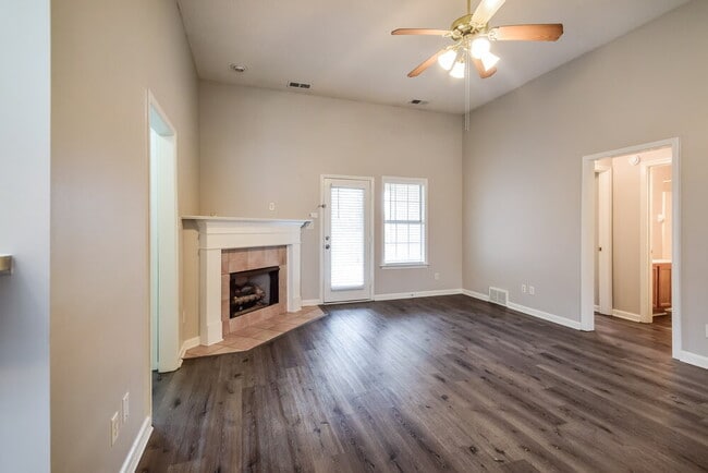 Photo - 7248 Bridgefield Dr