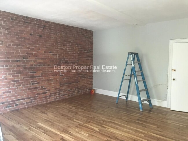 Photo - 114 Saint Botolph St Unit 2