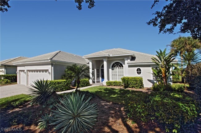 1901 Winding Oaks Way